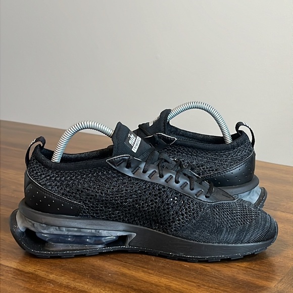 Nike Air Max Flyknit Racer Triple Black Size 7 Mens Shoes FD2764-001 - Picture 6 of 13